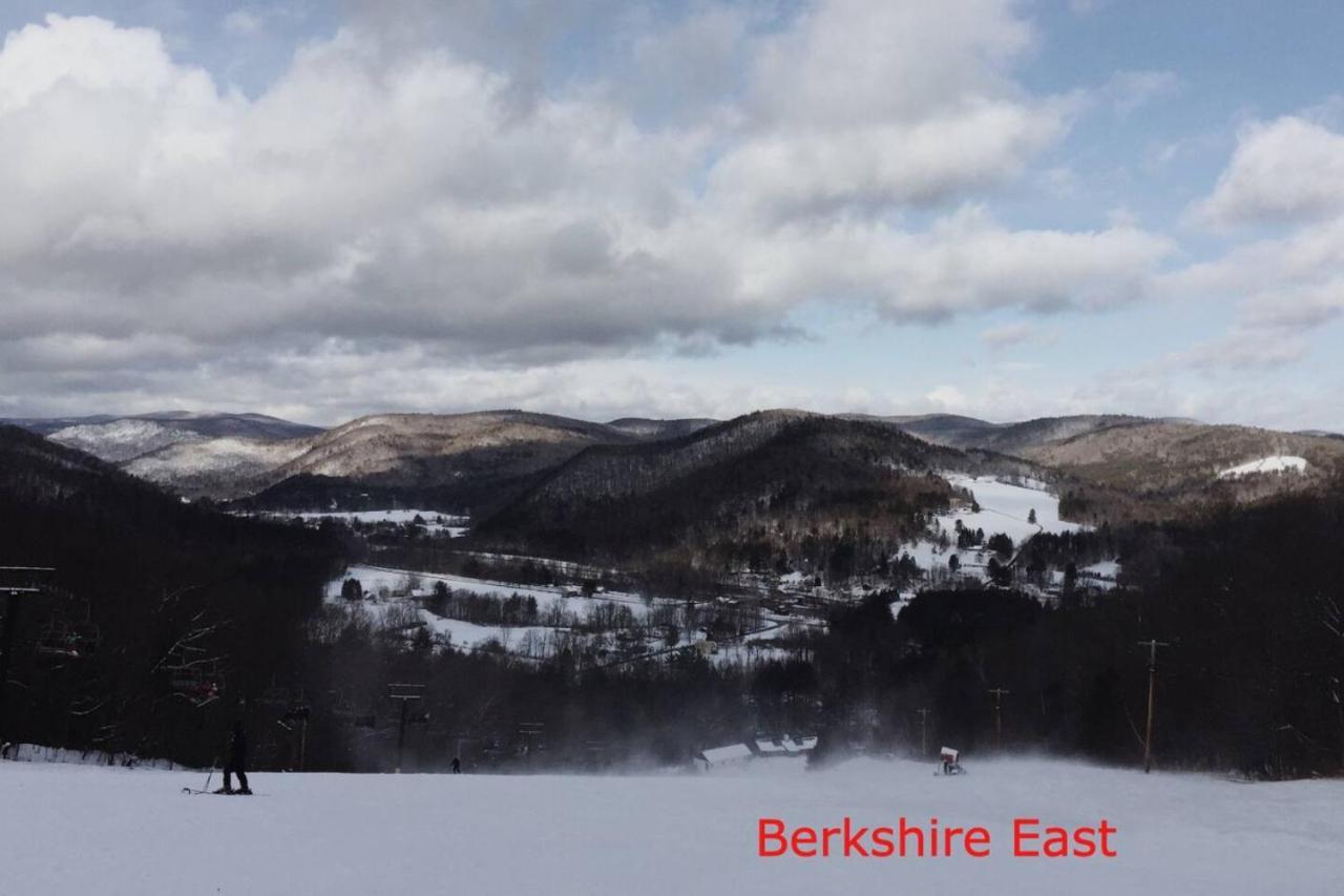 2 Bed Berkshire Getaway Minutes To Jiminy Peak Ski 핸콕 외부 사진