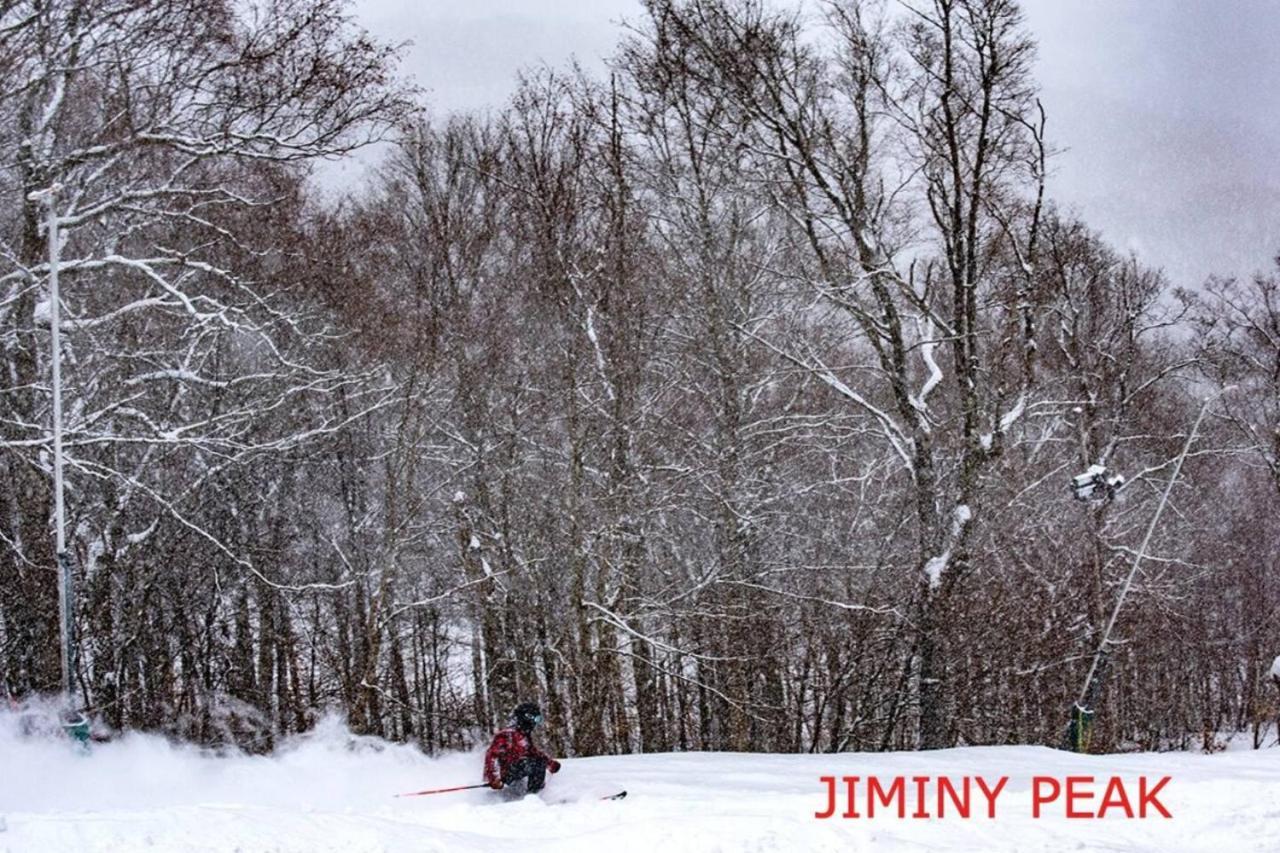 2 Bed Berkshire Getaway Minutes To Jiminy Peak Ski 핸콕 외부 사진